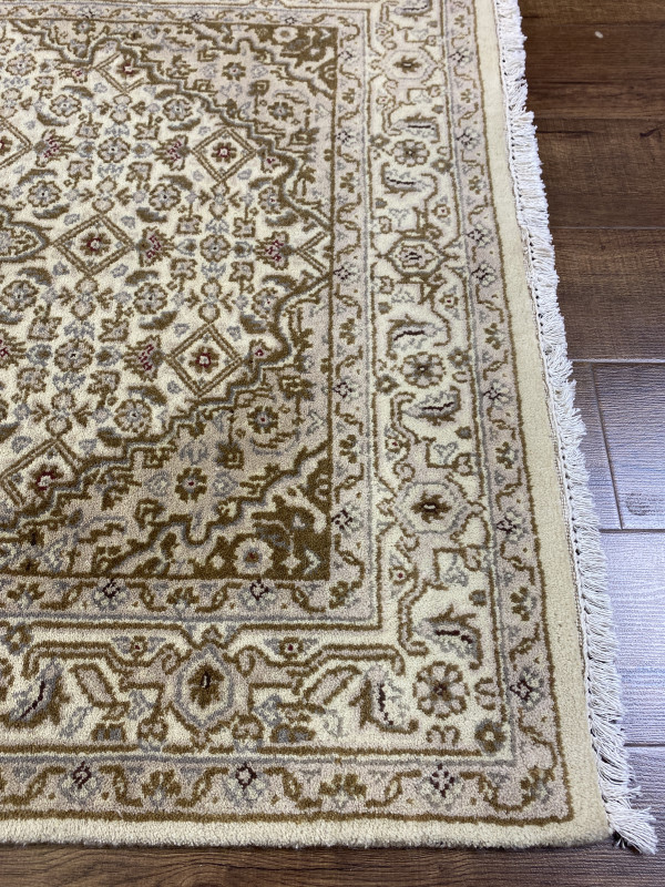 Ковер 0,89х1,64 Indien Tabriz Mahi cream