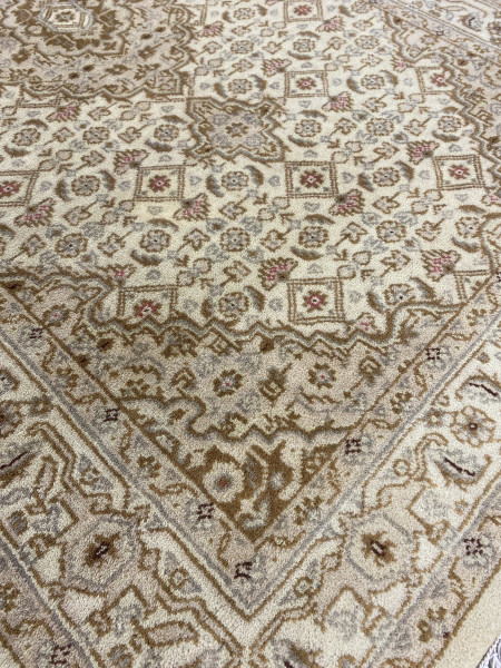 Ковер 0,92х1,58 Indien Tabriz Mahi beige2