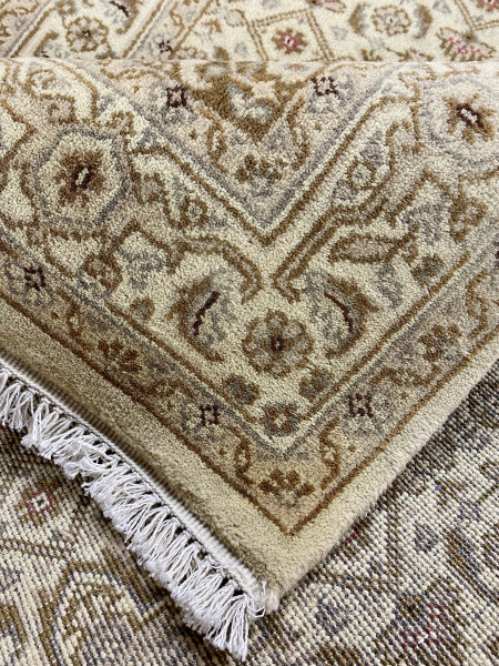 Ковер 0,93х1,65 Indien Tabriz Mahi beige2